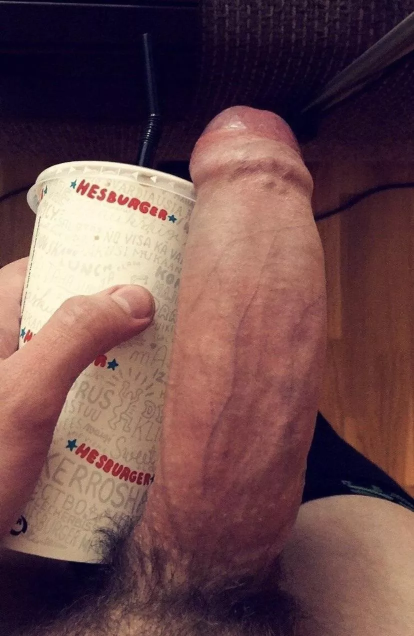 A large fast food cup. posted by hxtee_