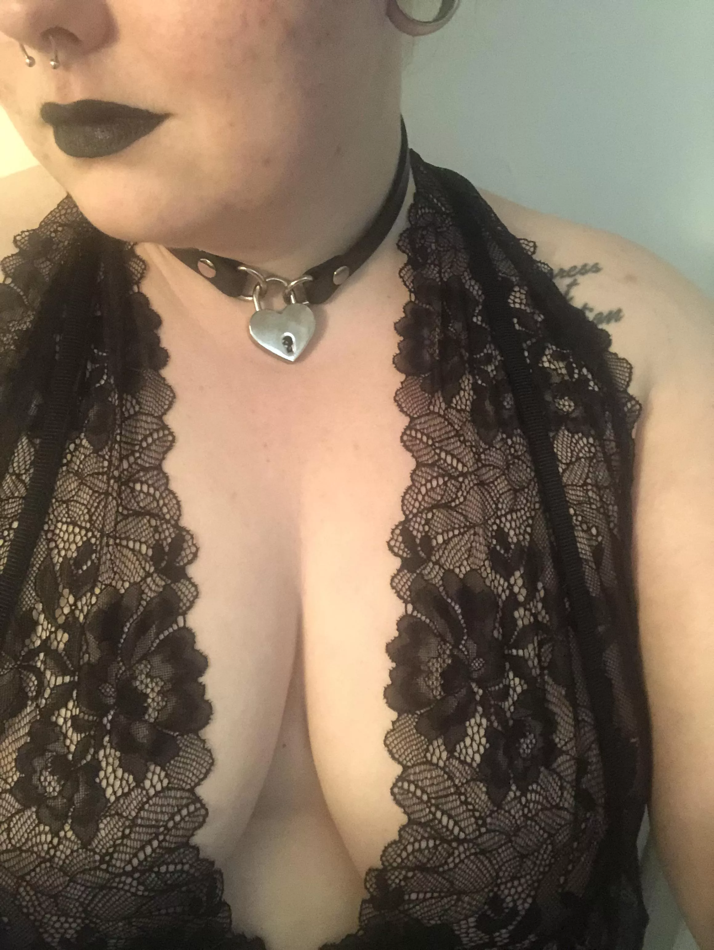 All dressed up with no cock to suck. posted by sscbbw1