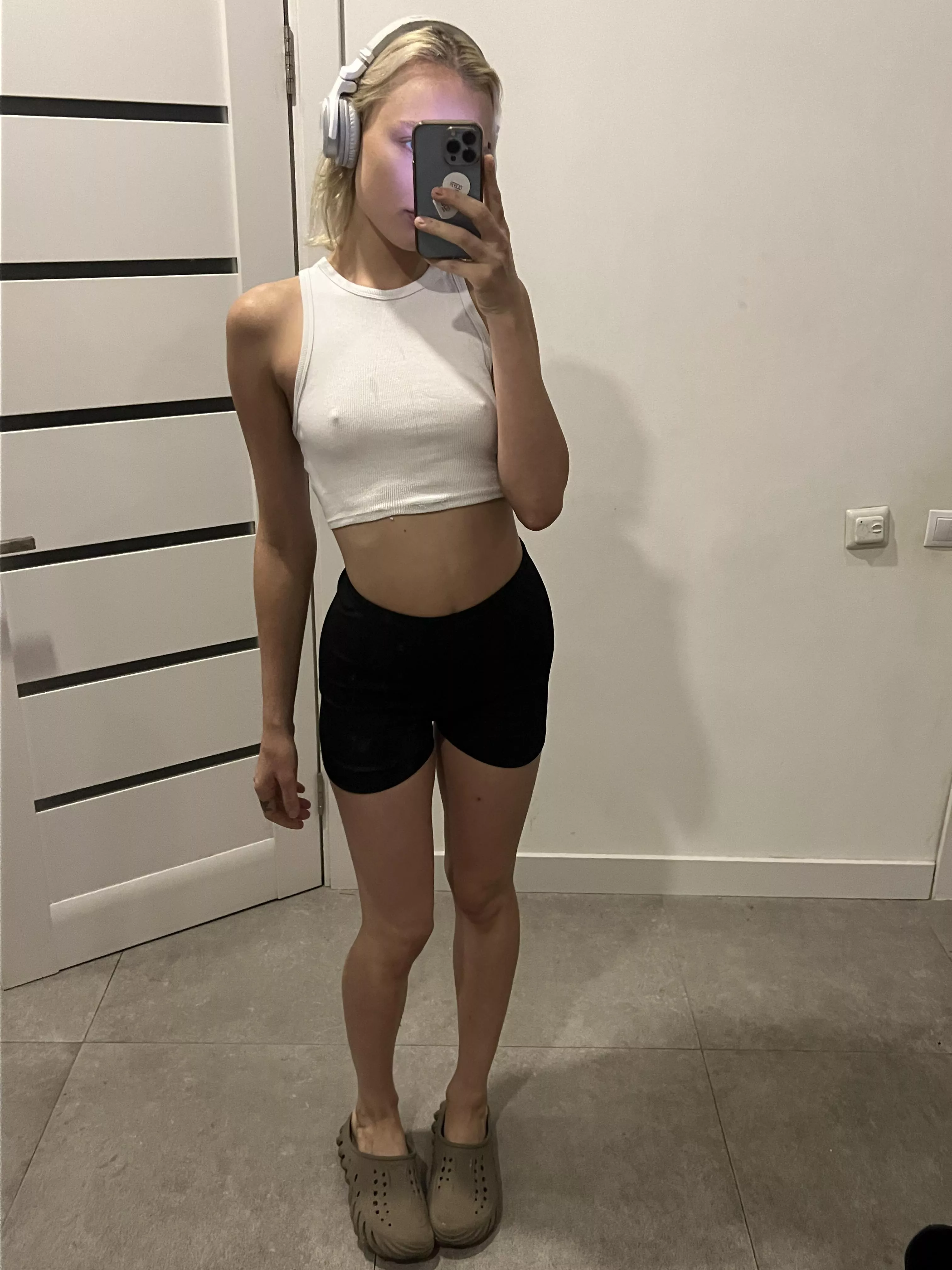 do guys prefer it natural? posted by Gabbby_baby