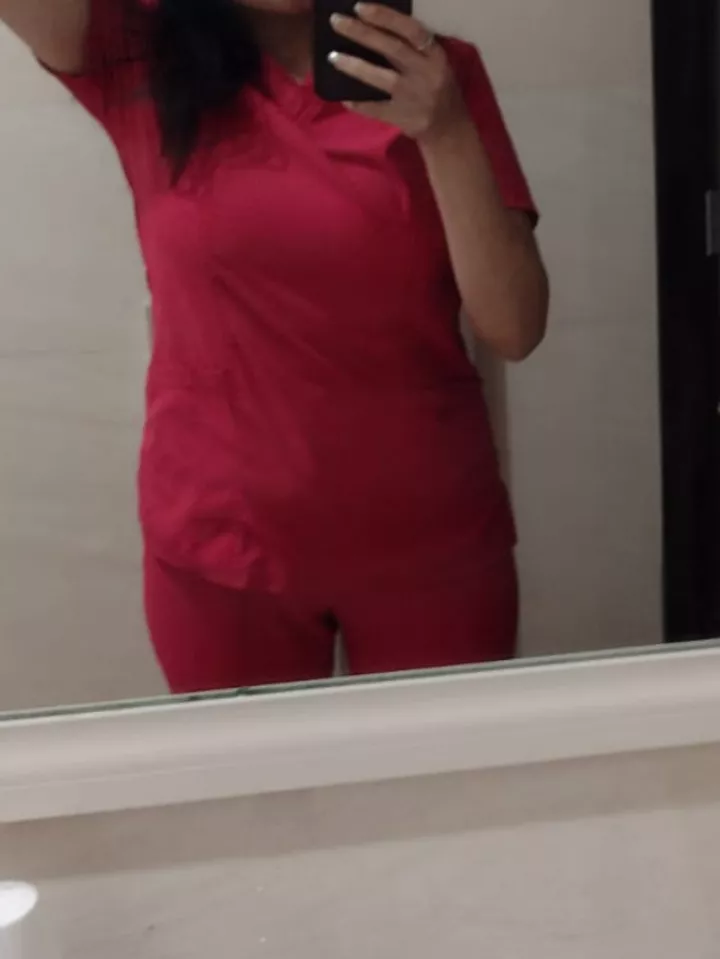 Do I look sexy in this pink scrub? posted by eith_draekghot