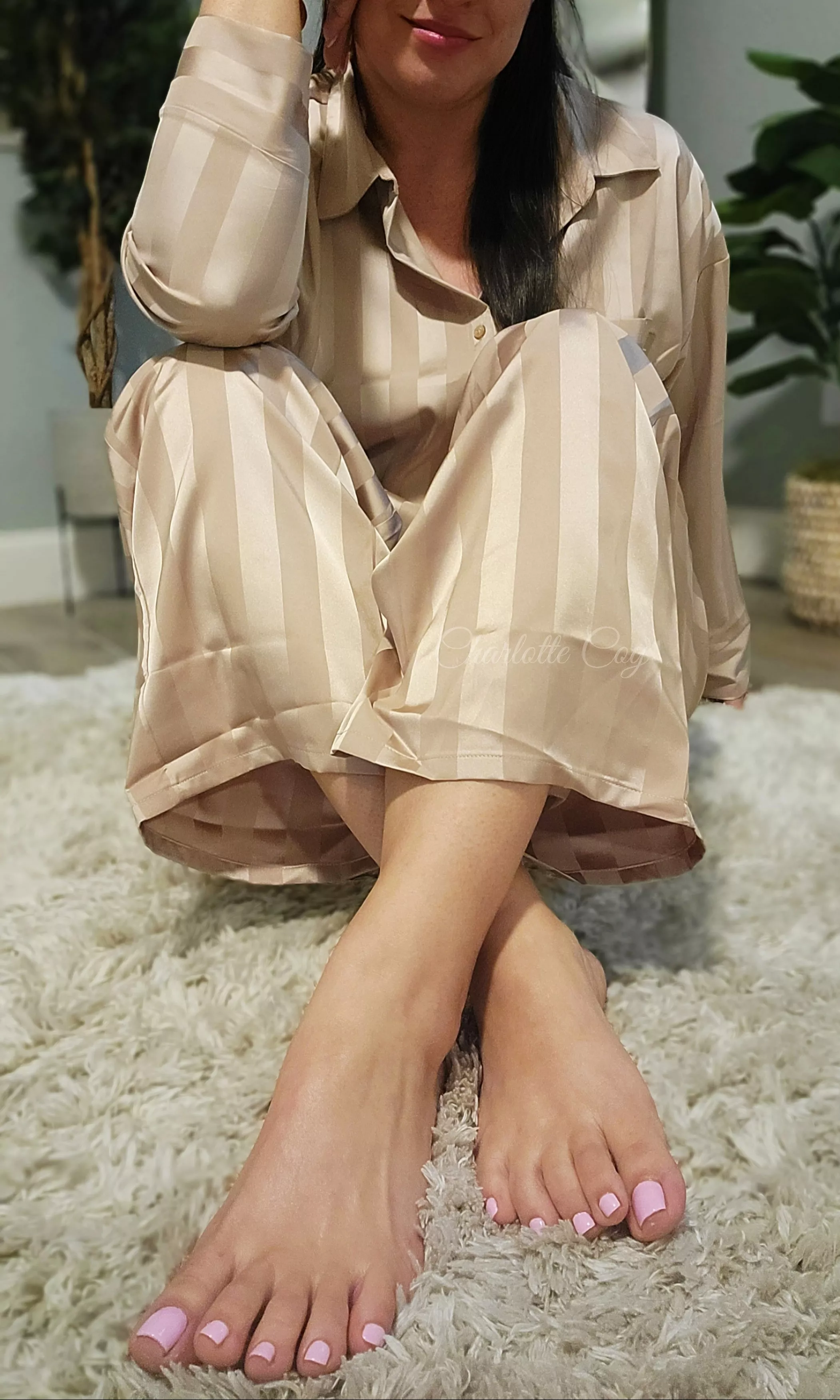 Good morning, do you like my pedicure? posted by cc51817