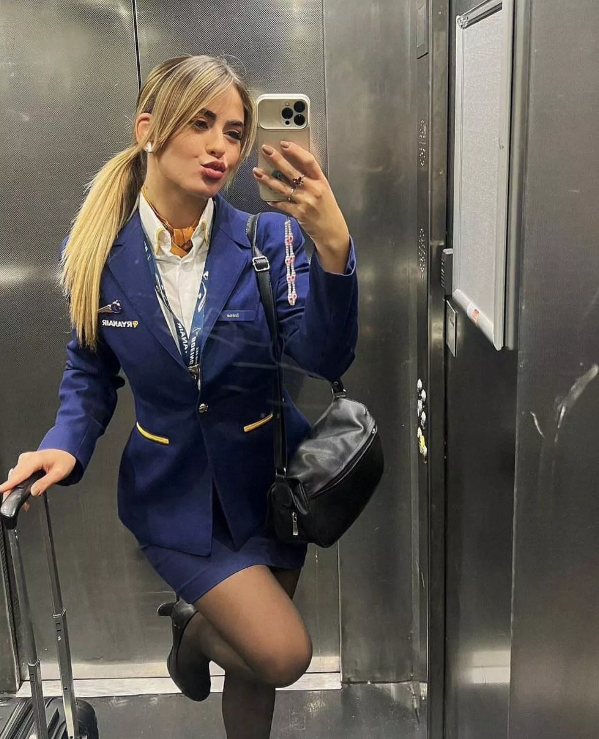 Good morning from Milan 🇪🇸 posted by arrayoutofbounds2