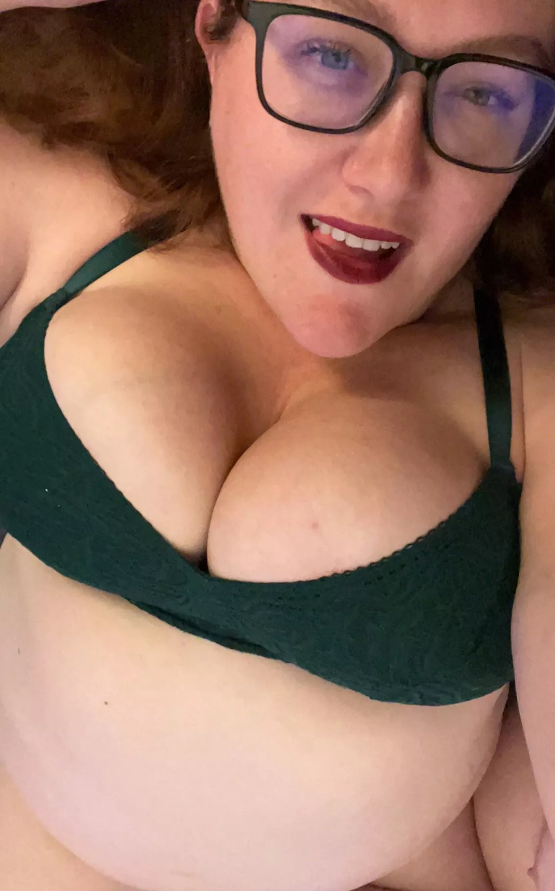 How long does No Nut November last when I look like this? posted by DDdaniellexx