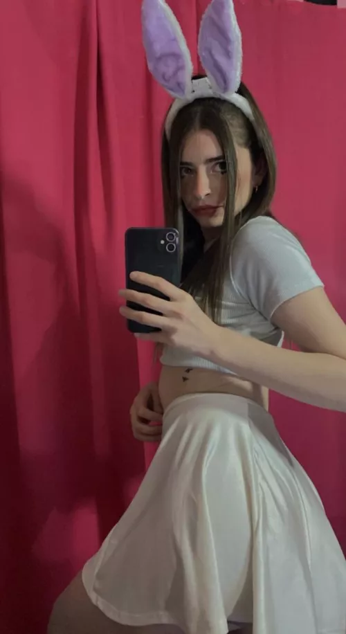 How long would you last with this bunny? by aRPHEsin