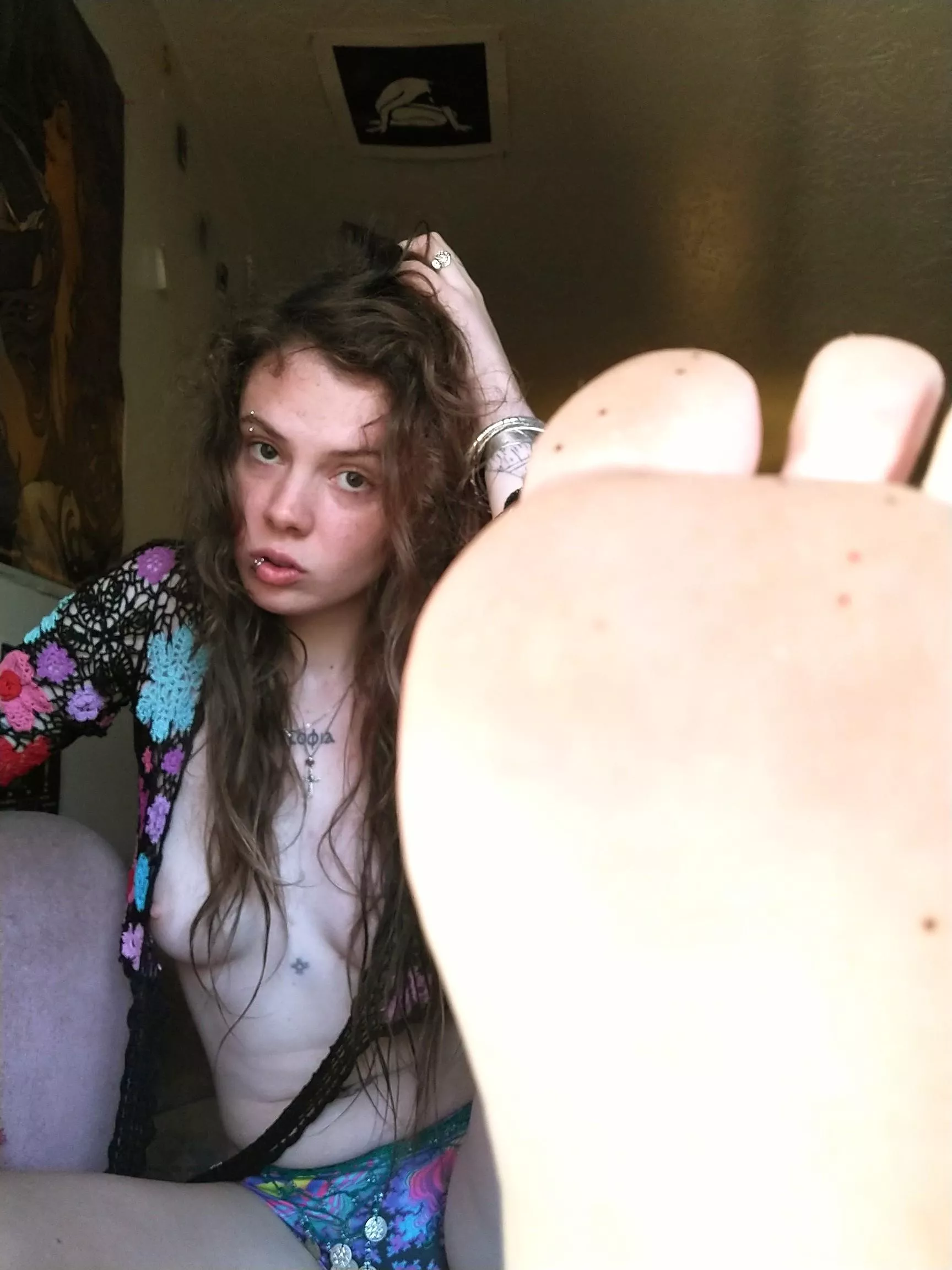 I don't care how bad you think it smells, you'll lick it and you'll like it bitch!! 🙊👣 posted by GoddessOpheliaJones