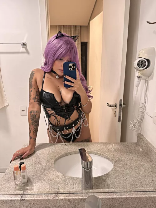 Imagine that you have just woken up and see me by imjenrose