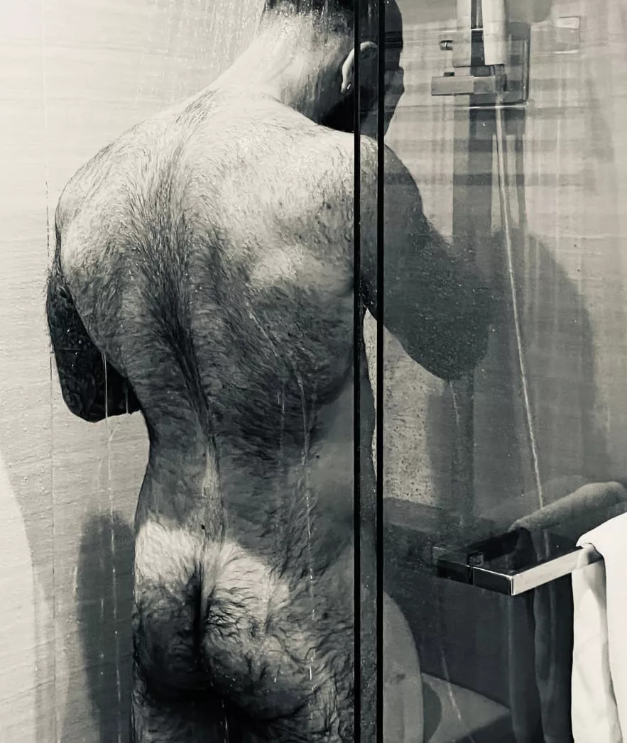 I've been told that I have a flat ass and my friend said no one cares about the ass of a guy . posted by bwarren106