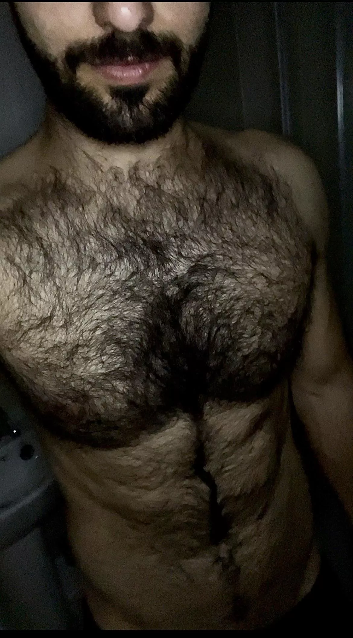 Post gym. Play with my chest hair before I head in the 🚿 posted by Viprogue
