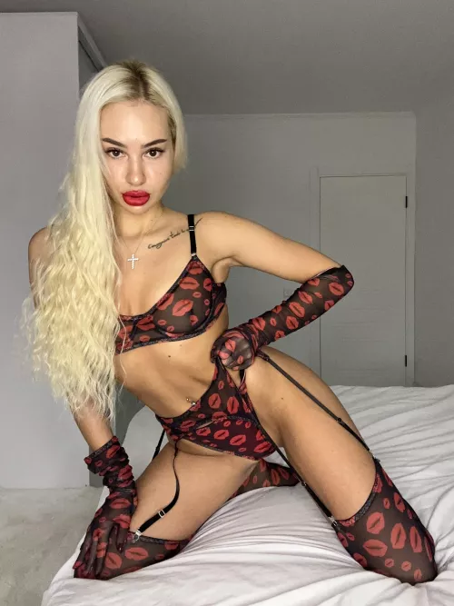 RED is my love by ShabbyBooty