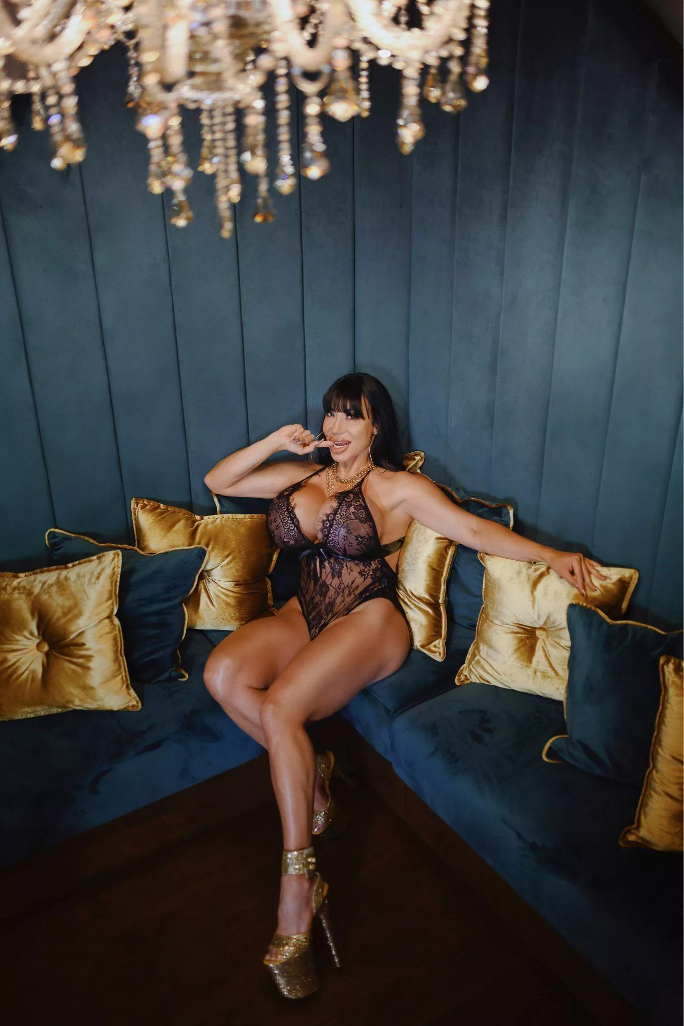 Sexy cock toy! posted by Fancy-Draw-5664