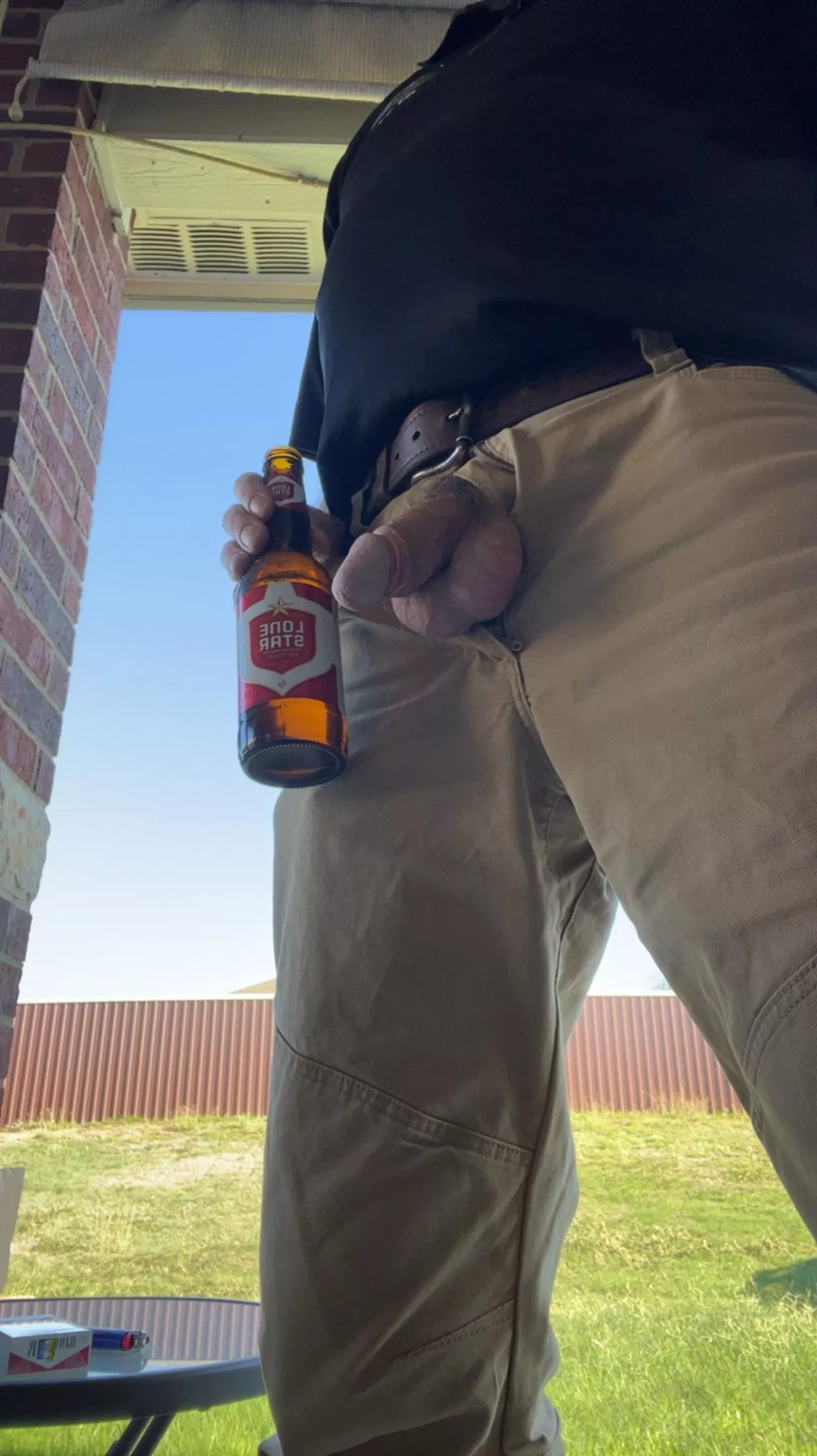 What a rough day at work. Who can get me hard so I can release my frustration? posted by TopDaddy50