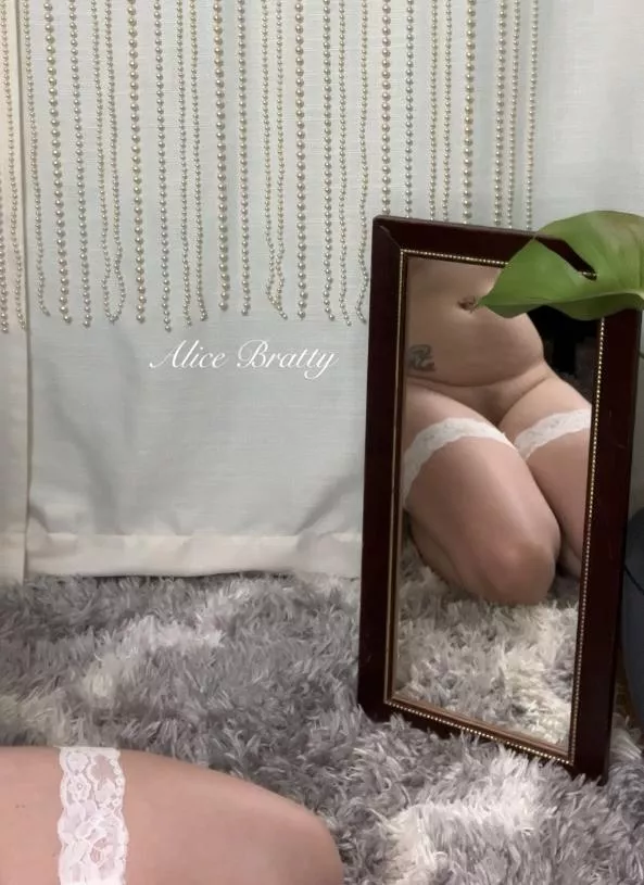 What caught your eye first? posted by AliceBratty