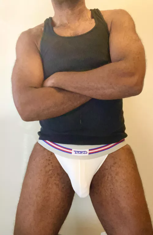 You can even see the cock vein in this jockstrap by lance87654