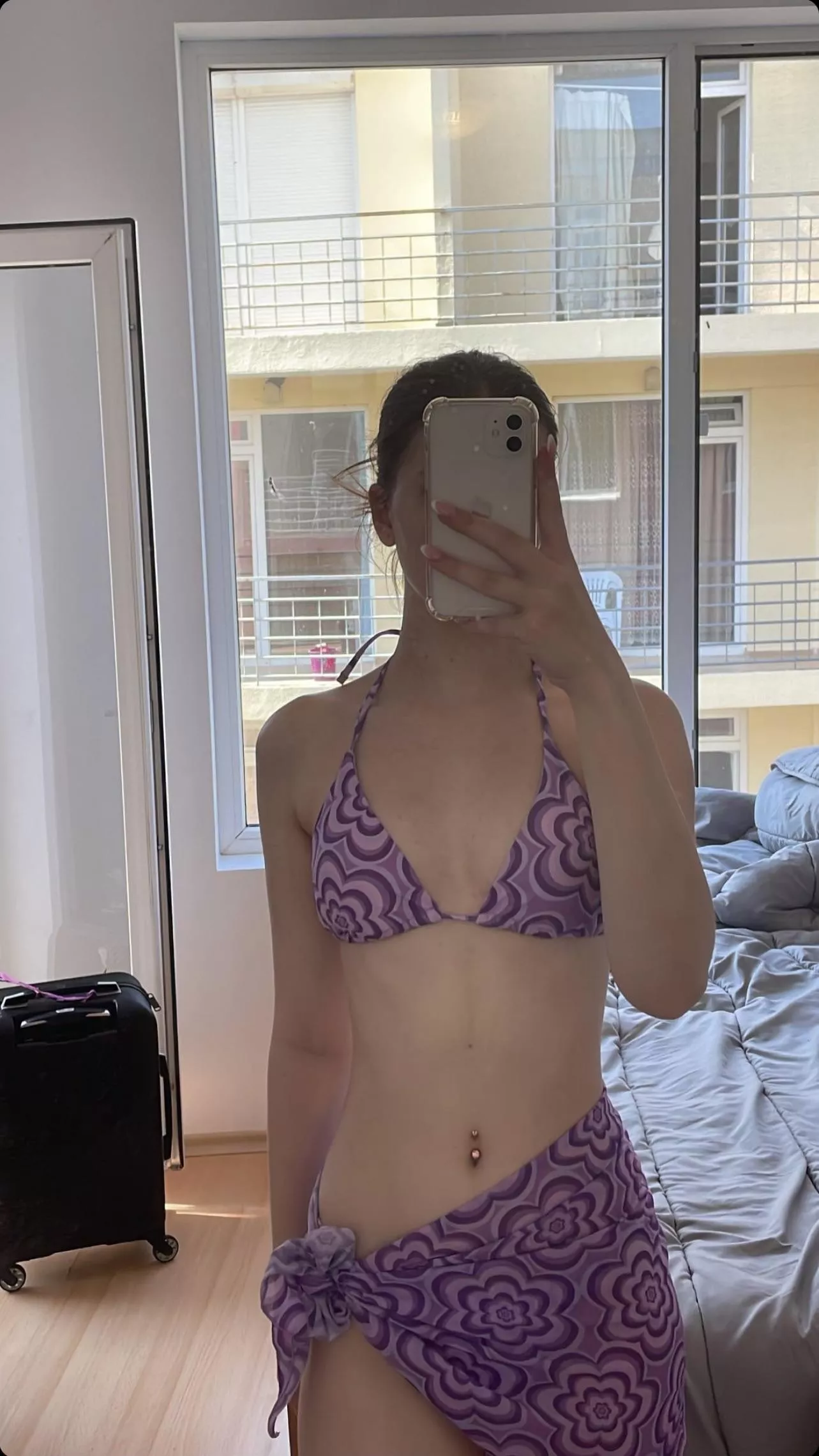 Do you like my body? posted by errorsans5642