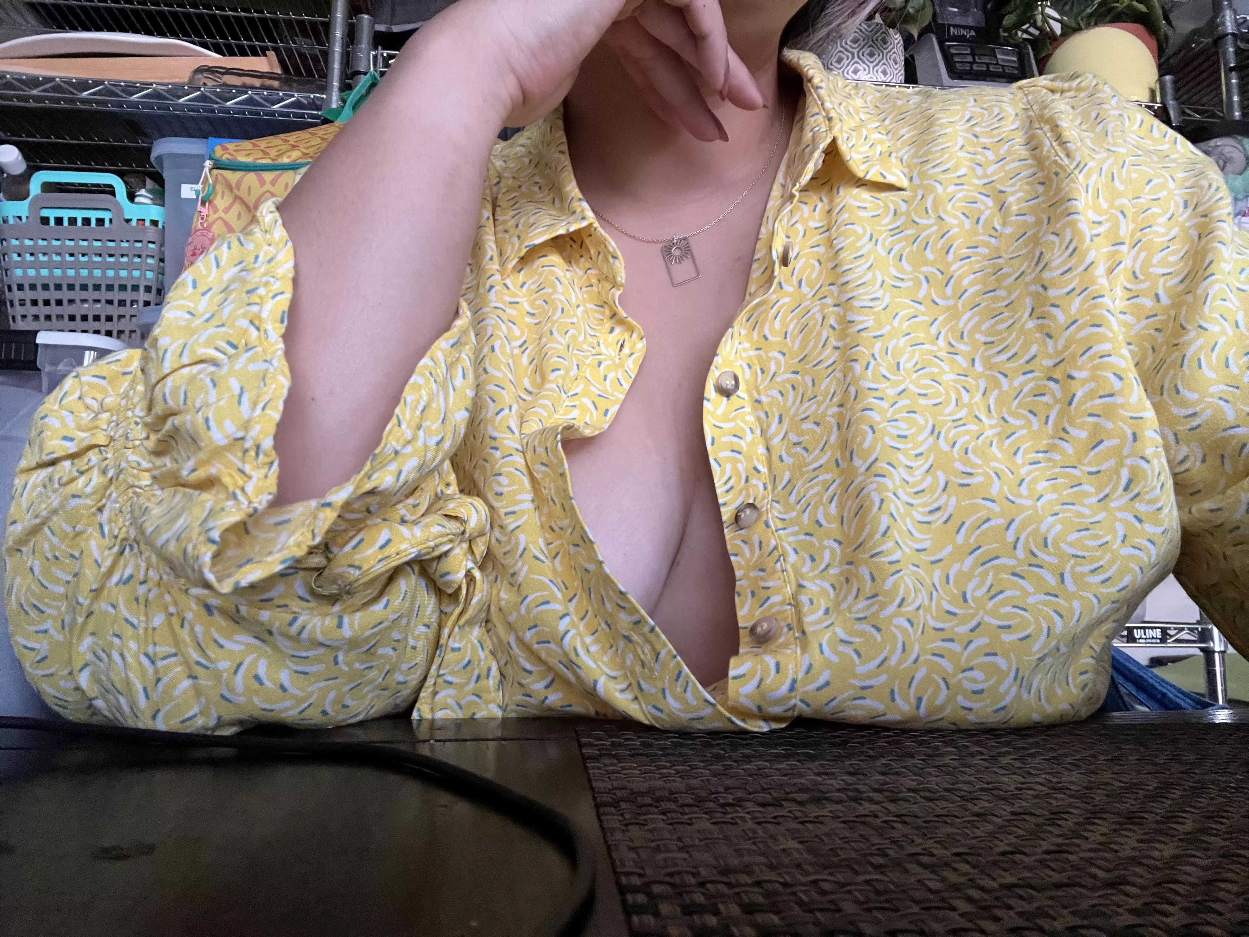 Let’s start today by introducing ourselves, class posted by gemmacactus