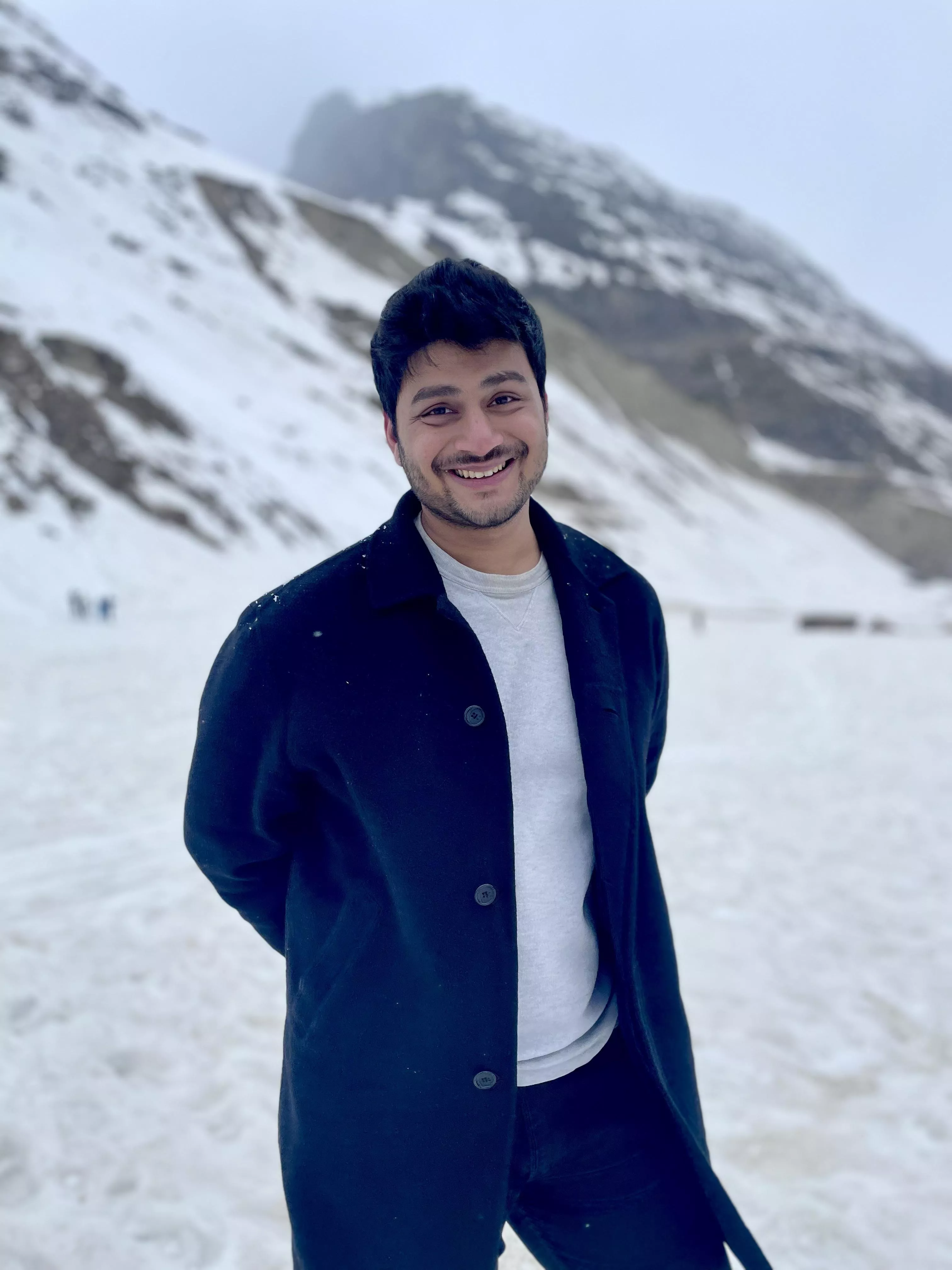 My first snowfall in India 🫶🏻 posted by HouseLannister696