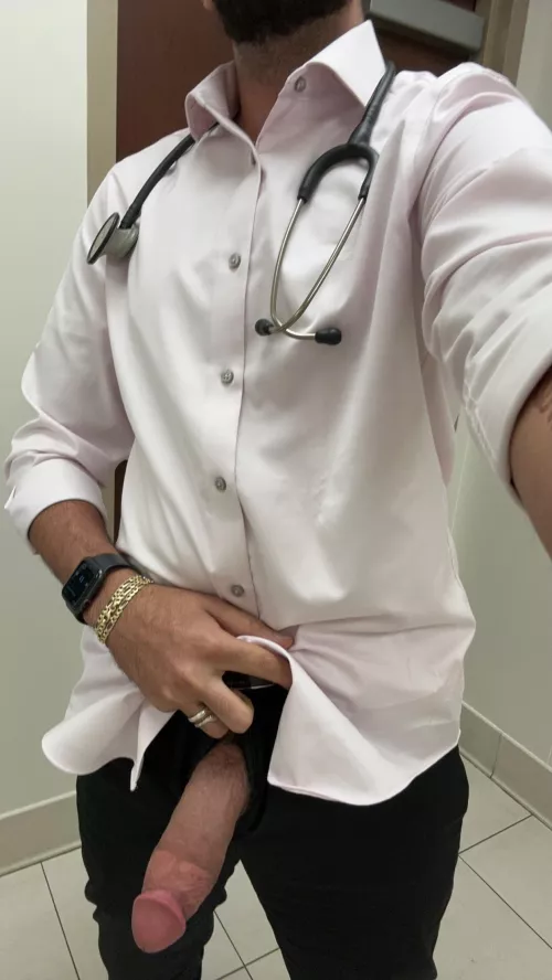 Ready for your checkup? by unflippable_pancake