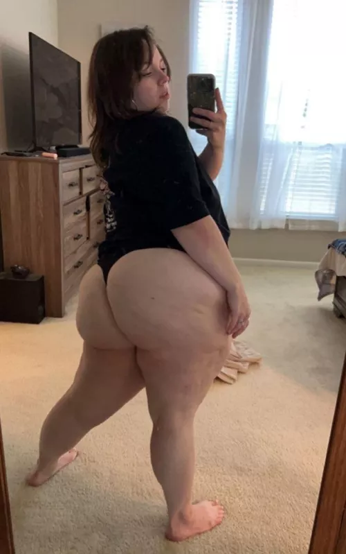 Say hi if you eat ass by mommagerth