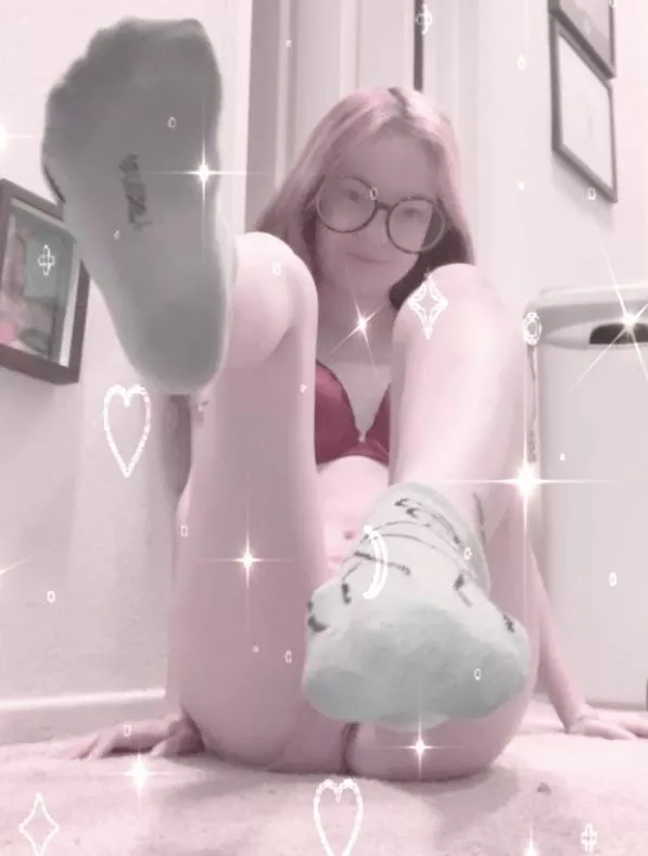 [selling] Pretty in pink! Get these little ankle socks for $15~Selling panties/socks/bras and digital content~ posted by SlutSellingSocks