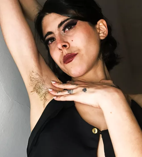 Take a good look at my sacred right armpit and try guessing how it smells by Southern-Deal5821