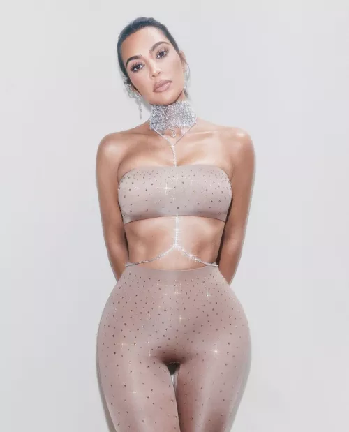 The Diamond Queen 💎 by XxNylonLover1990Xx