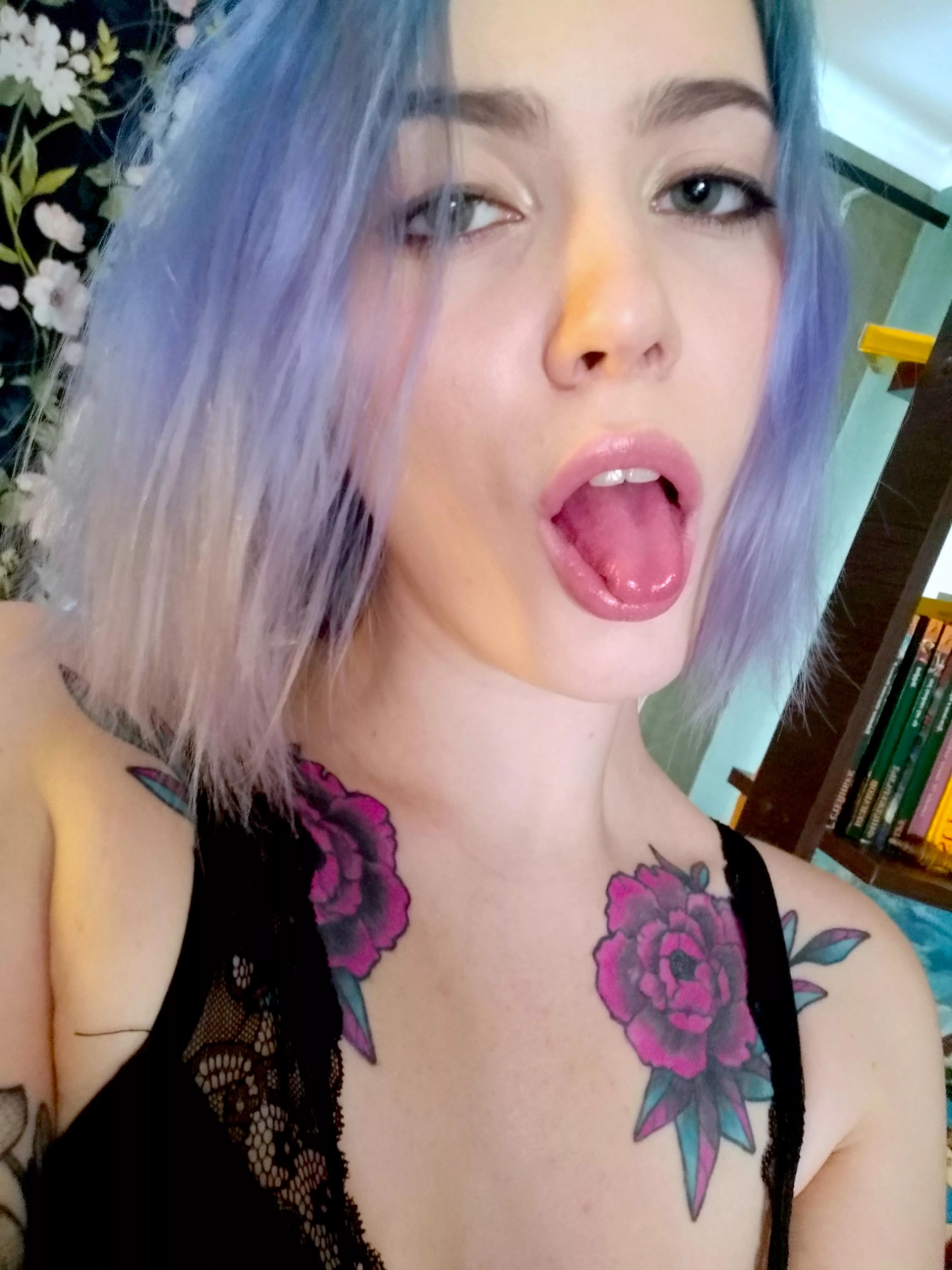 They get blindingly bright when I'm feeling good💦💦💦 posted by Moon_Is_Collapsing