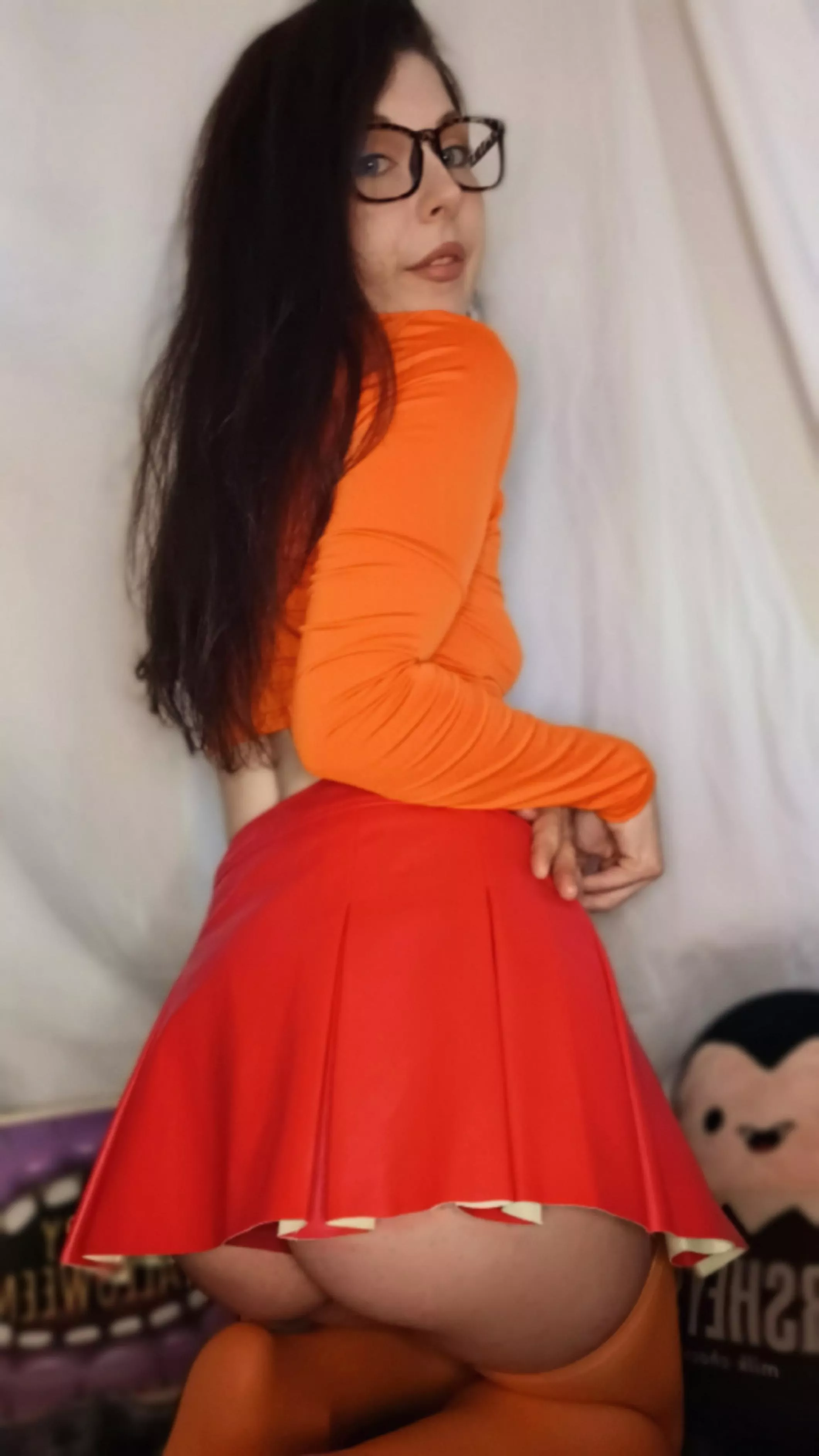 Velma Dinkly (@starlittsiren) 🧡 posted by starlitsirenx