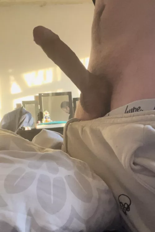 24 yrs old. You horny for me?Dms open 😈💪🏼 by HungYoungAlpha-