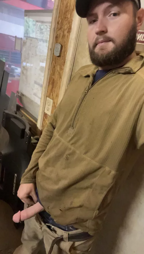 28M just couldn’t keep it in my pants today.. by Revolutionary_Pea618