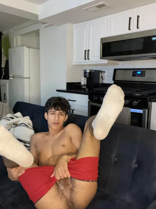 Achieving this skinny body is very hard! I'm glad that I did it... by farawayValerian