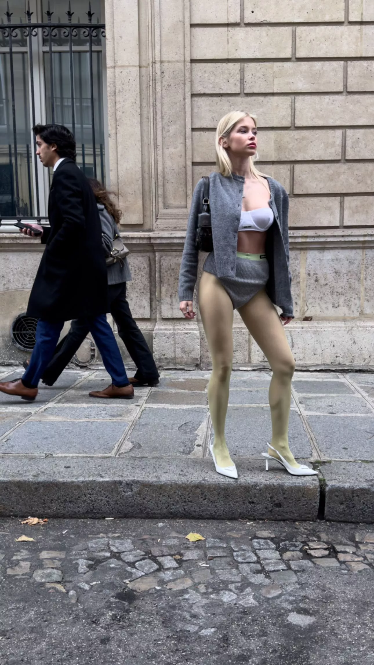 Alla Bruletova [2023-11-03] posted by x---1