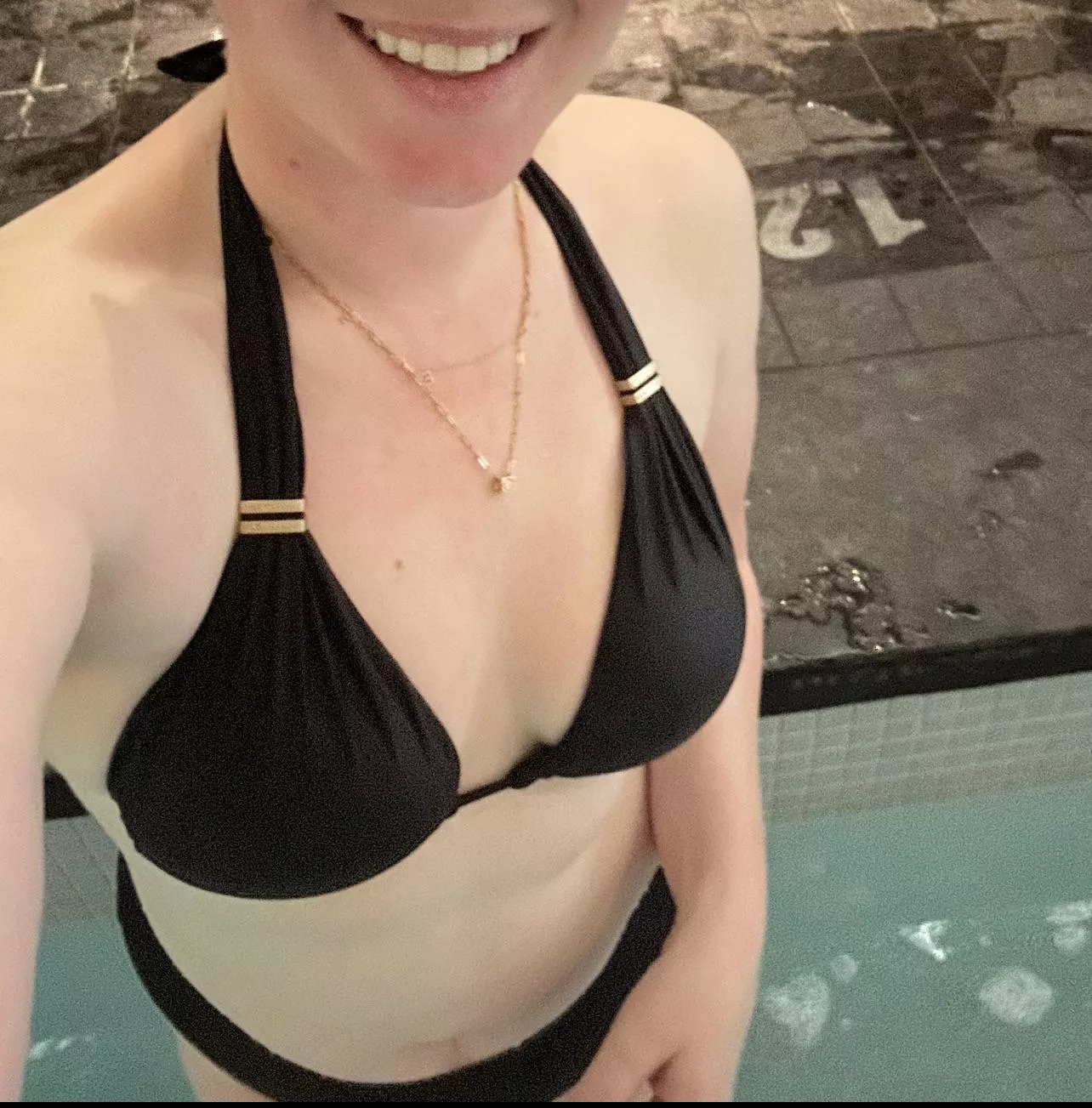 Any Takers for this First-Time Hotwife? posted by Joeshmoes131836