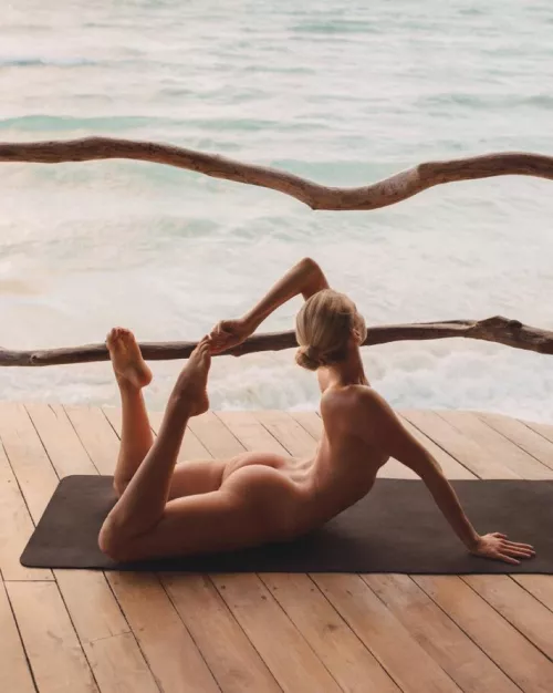 Beautiful Lines by Straightsexy10s