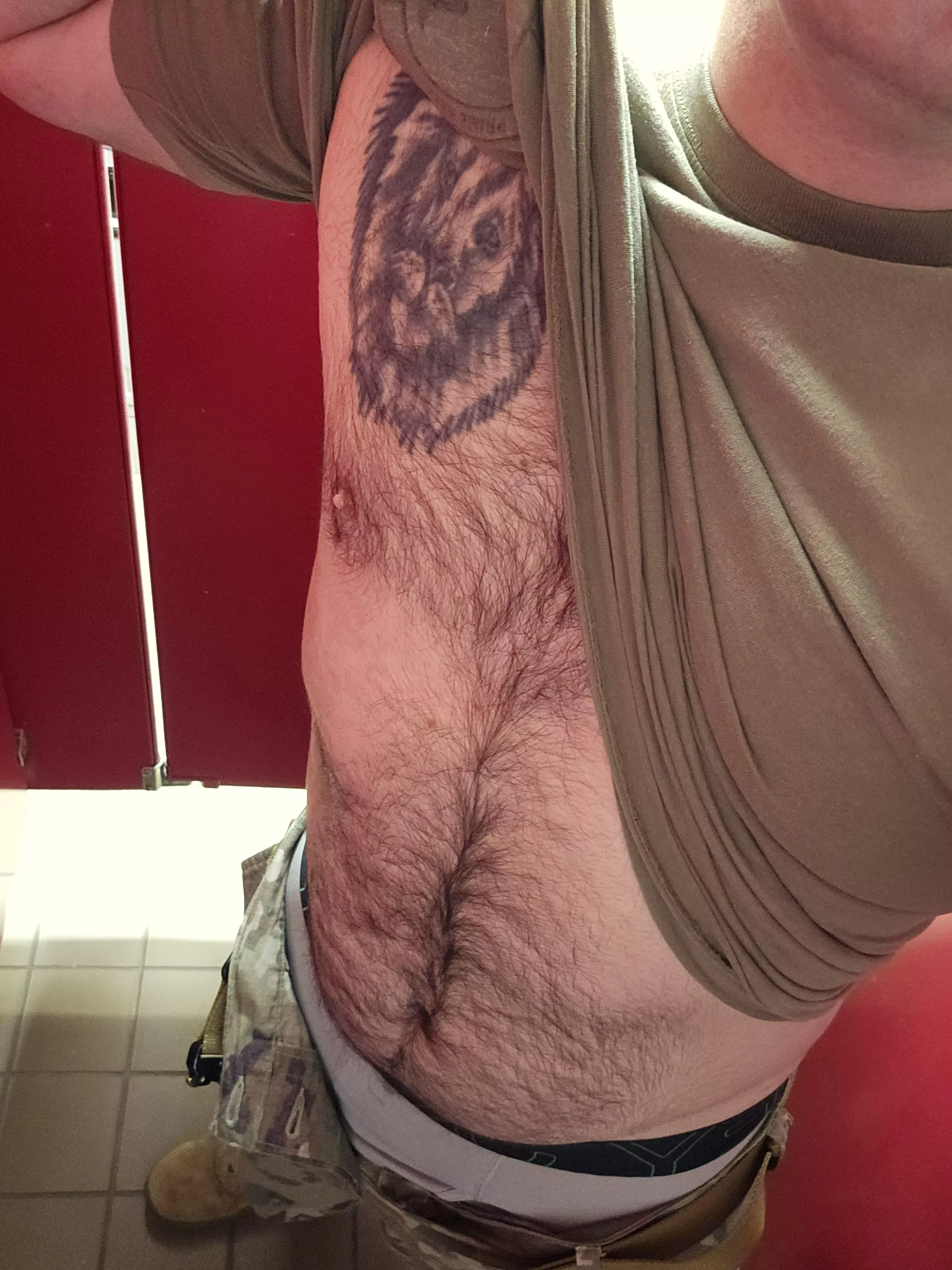 Come on meet me in the stall (35) posted by TheWitchTheWarlock