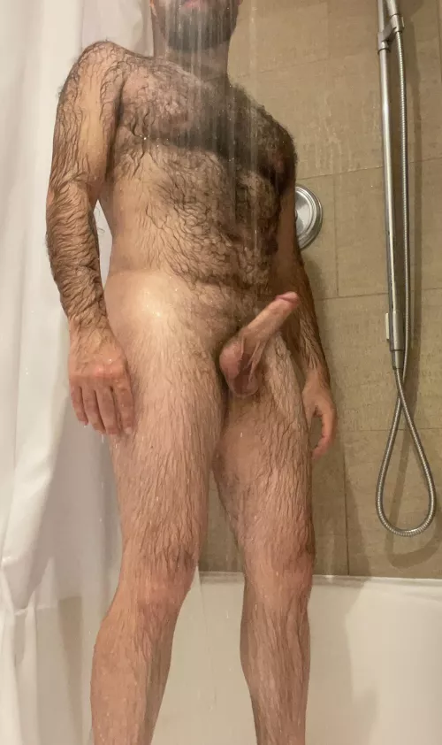 Do I look good in the shower? by HairyItalianSausage
