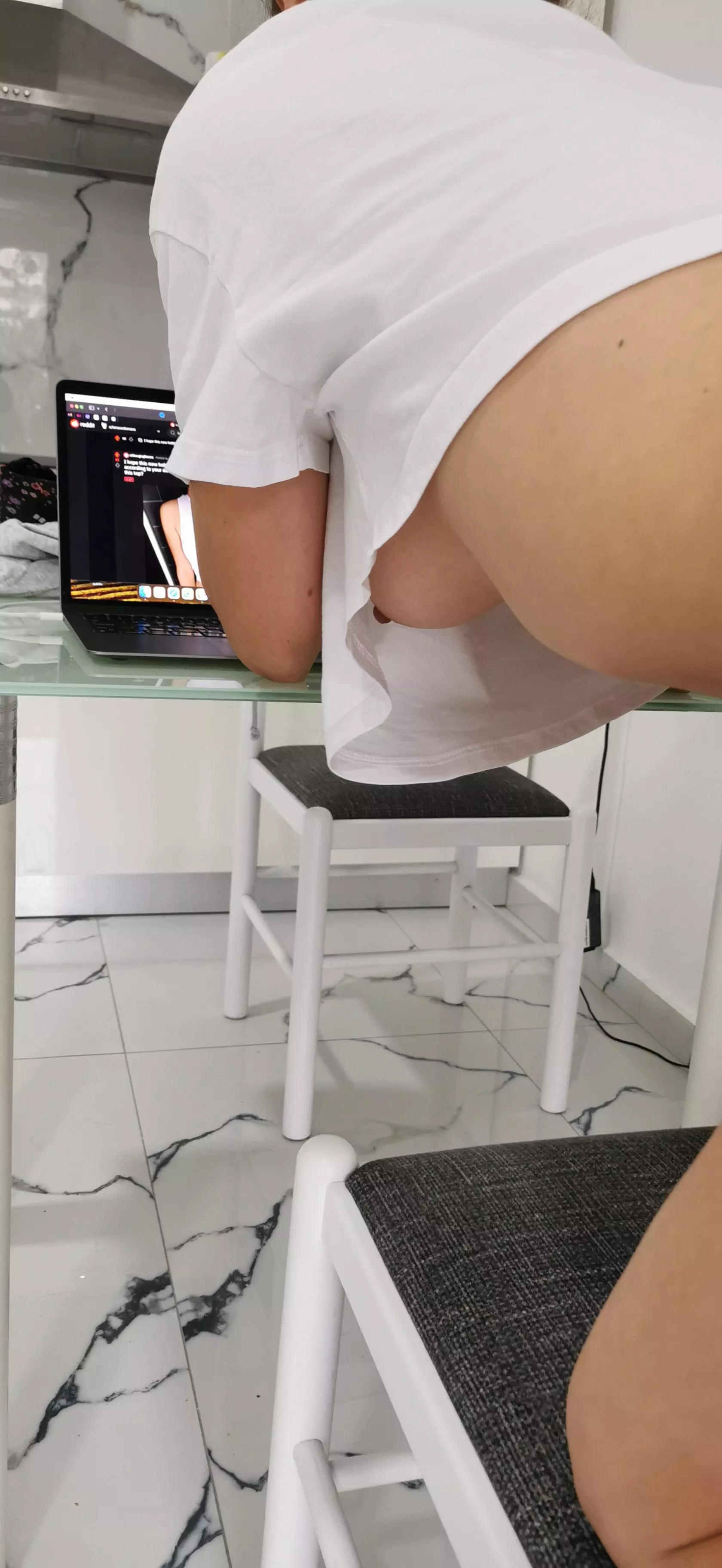 Do you like up-shirt view also? posted by lanaxxxbanana