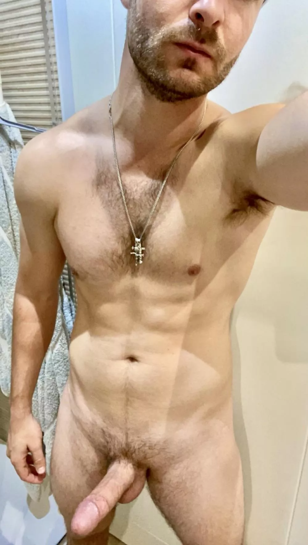 Do you like when it slightly curves up? posted by paradescarg