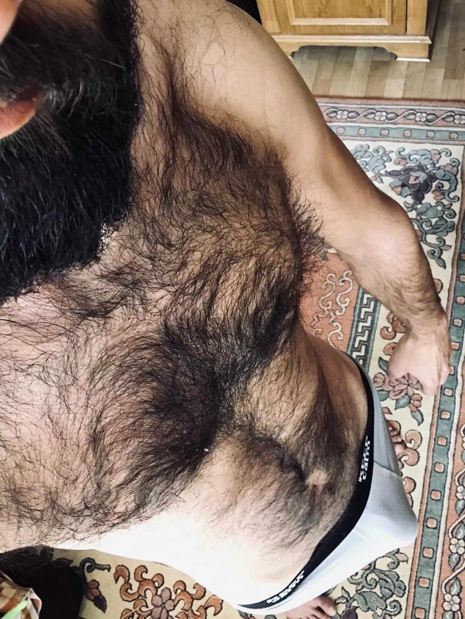 Does anyone prefer hairy men? posted by BirCentilmen06