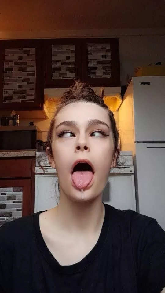 Eat my spit‼️ posted by jadedmoon420