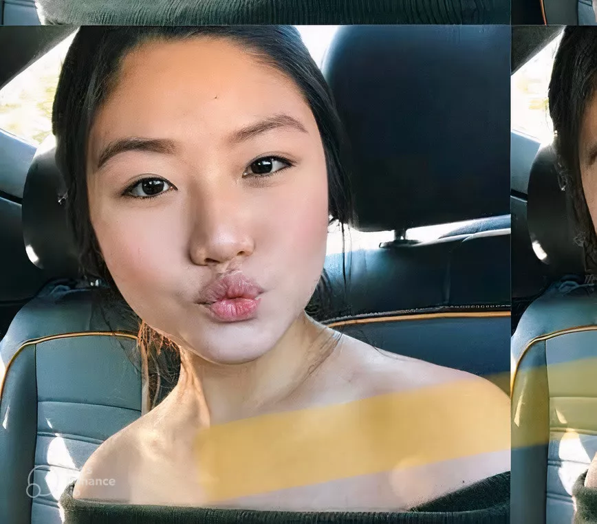 How's your weekend so far? DM me for more ;) posted by LipLoverXO