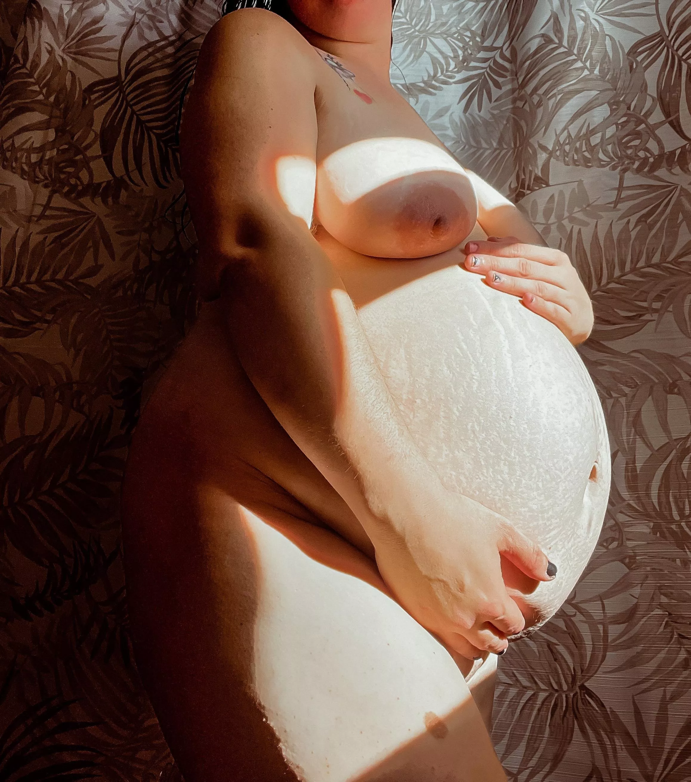 I know you’ve dreamed of being with a pregnant MILF😈 posted by ekywhore__xo