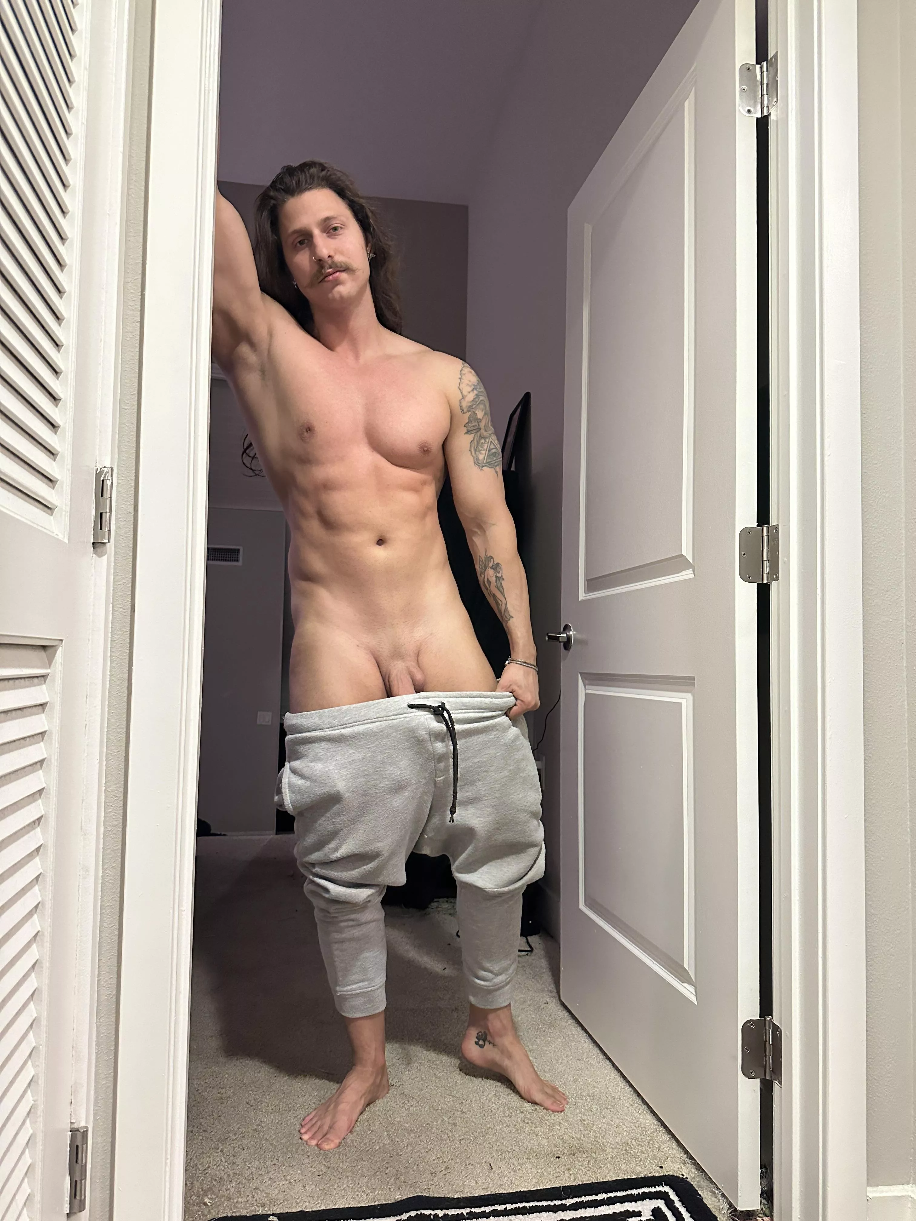 I'm a fan of sweatpants season posted by DannyKoolaid