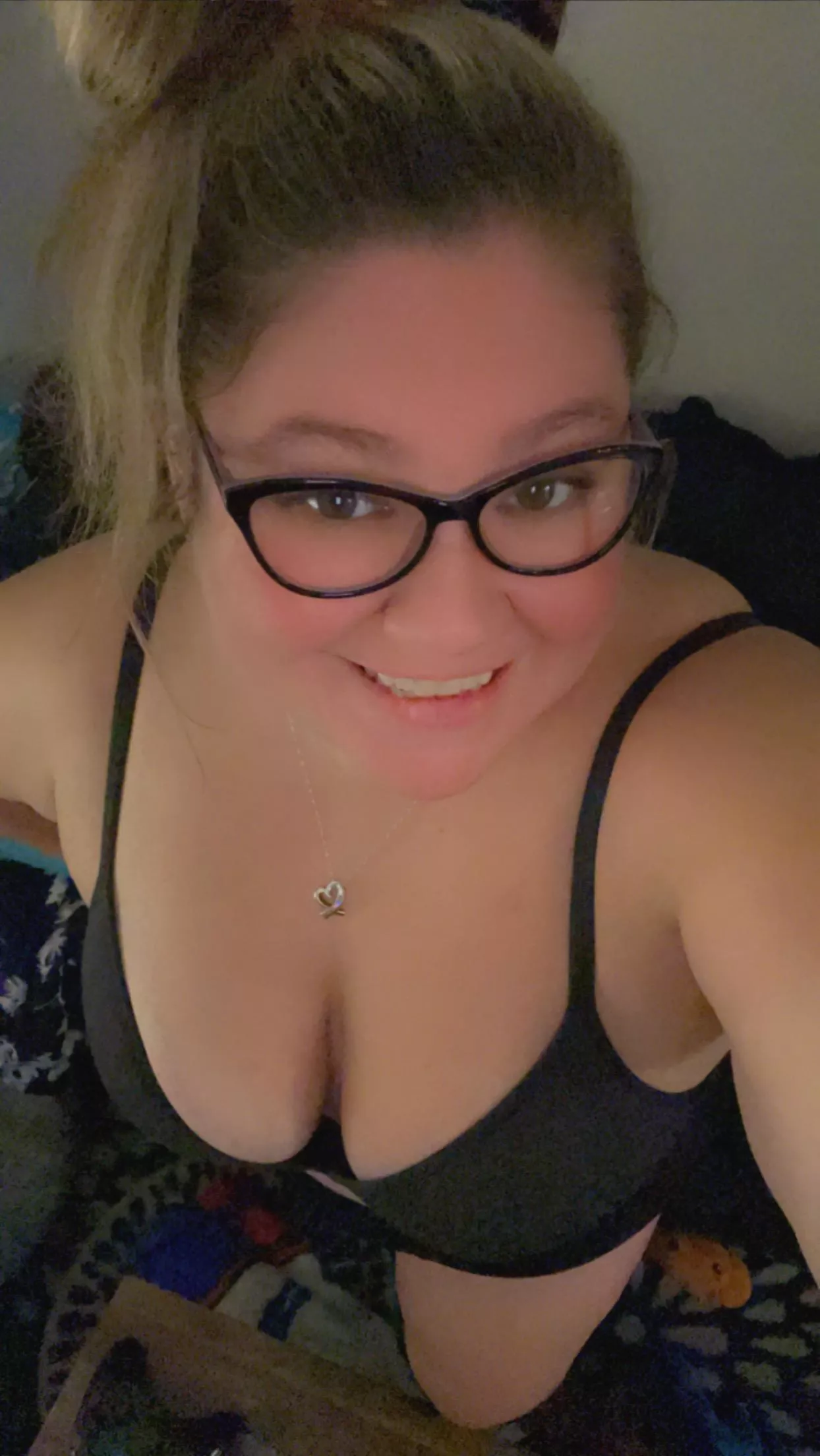 My husband is out of town, who wants to come over? posted by ElizaMelons