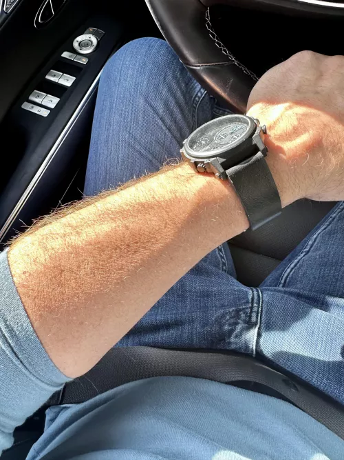 Running errands. Want to give me a hand? by Heywood-j-blome