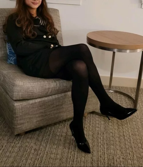 Secretary attire by popper_btmlvr