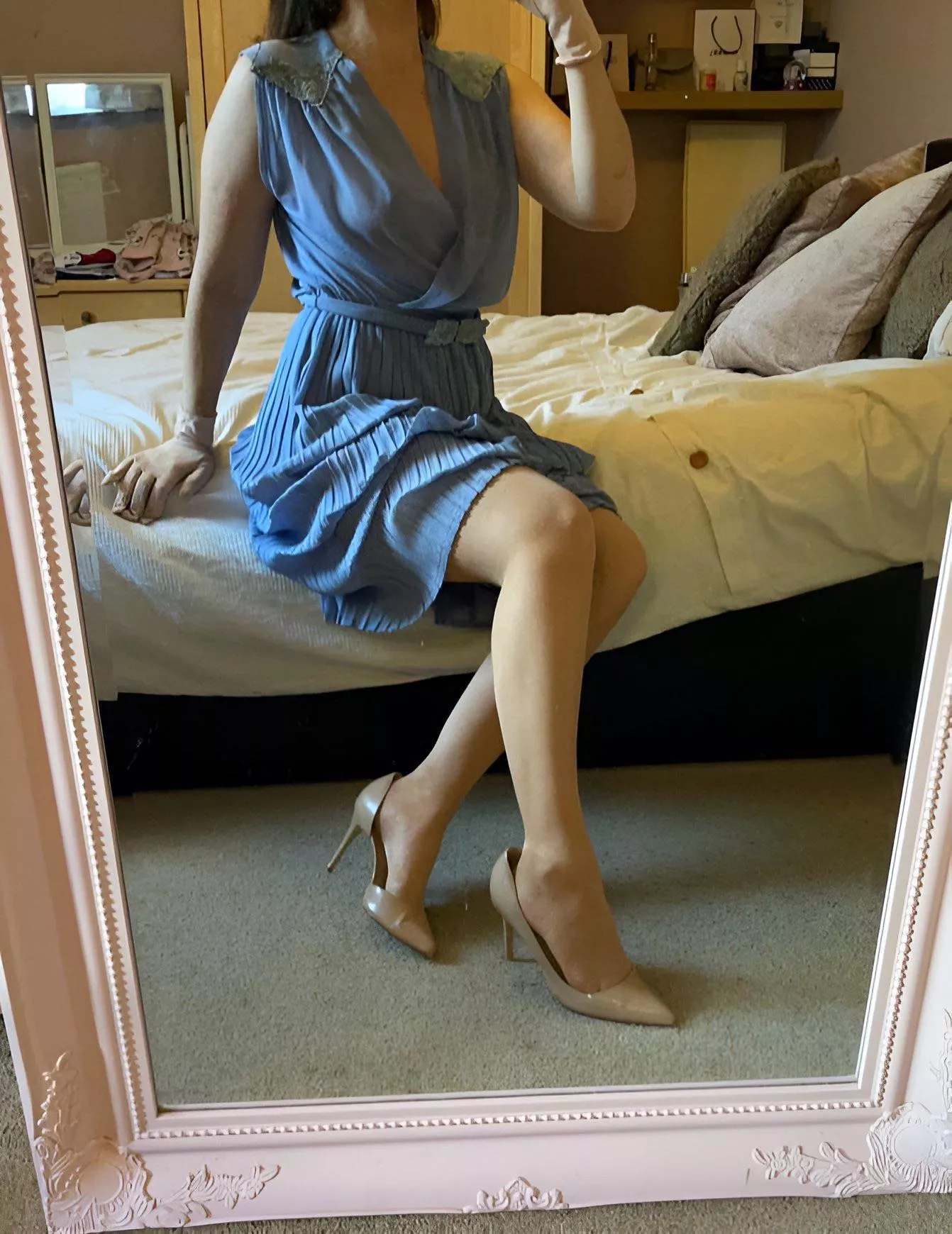 Vintage nude pointed heels posted by pandora0405