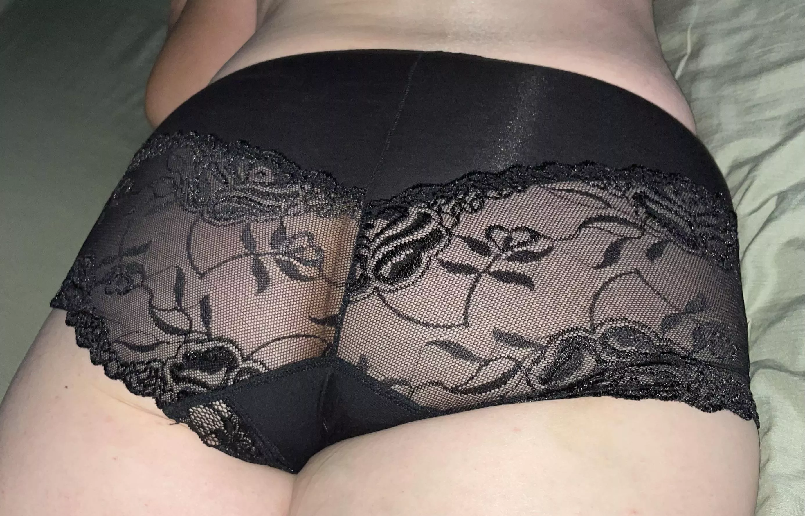 Who likes Lacey Grannies? posted by Voyeurs52