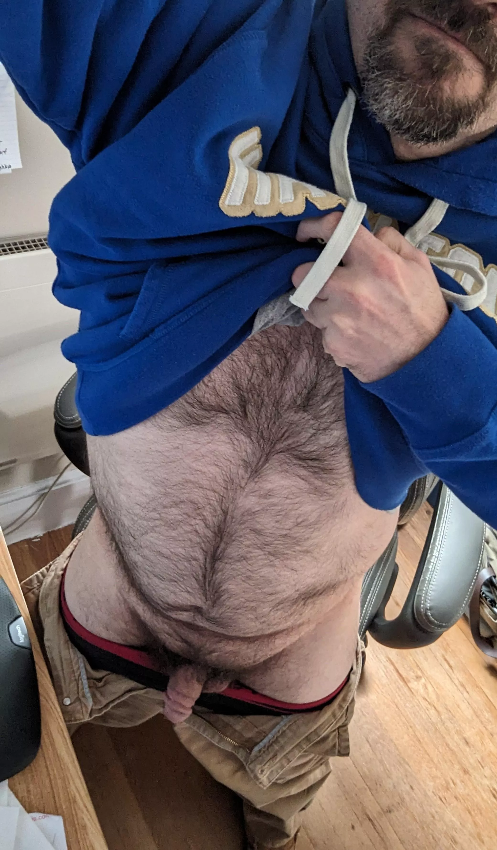 (53) I exercise, but have no plans to get rid of the dad bod belly posted by 207PWM