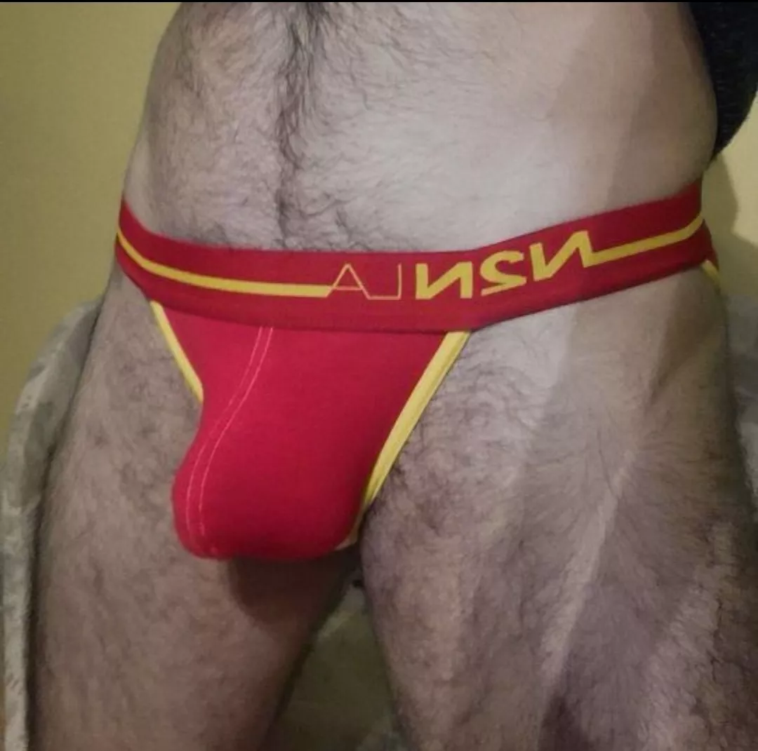 Anyone wanna compare loser has to cum for the winner snapchat sammyhu00 posted by Less_Calligrapher76