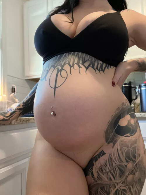 Are you hungry for mommy’s milk or pussy? by raginpigletxx